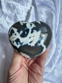 The Tucson Series: Orca Agate Heart